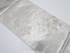 松皮菱に椿・牡丹模様織り出し袋帯